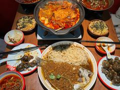 -老闵田螺馆·南昌市井菜·特色小吃(总店)