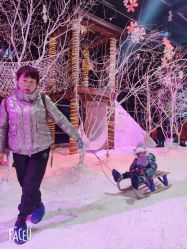 -圣名游乐城冰雪大世界