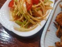 皮辣红-阿拉木汗餐厅(山大路店)