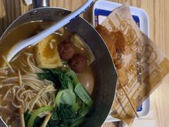 -魔都三兄弟酸辣粉·蘸卤炸串(虹桥万科店)