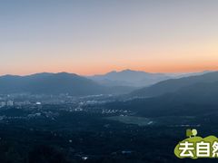 -鬼笑石后山停车场