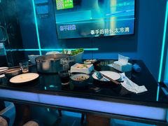 -唯爱KTV聚会餐厅(仙林东城汇店)