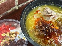 -一品飘香米线(一中总店)