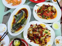 -小辣妹川味海鲜加工店(第一市场椰风巷店)
