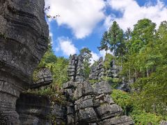 -梭布垭石林景区