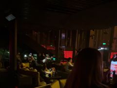 -赤红音乐现场(浦东金桥路店)