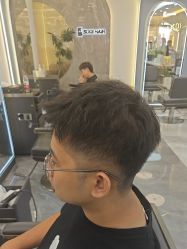 -苏奇发型·烫发染发