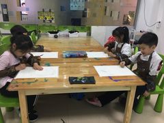 -蒂朵儿童绘画美术教室