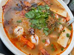 -大头虾越式风味餐厅(光明广场店)