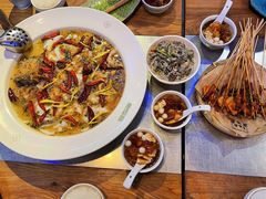 老坛酸菜鲈鱼-鱼库·不仅是一家烤鱼店(车公庙店)