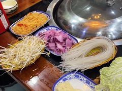 -崔记老东北传奇铁锅炖(横店总店)