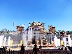 -七彩云南欢乐世界