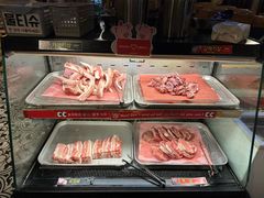 -江南猪肉商会无限续吃(弘大店)