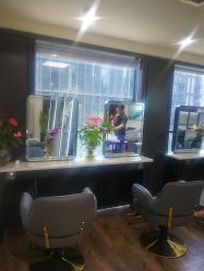 -CE·专业蛋白•羽毛接发·潮色烫染品牌店