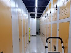 -安东易迷你自助仓储寄存仓库(杨浦店)