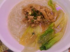 榨菜肉丝汤米粉-龙记·香港茶餐厅(海上世界店)