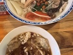 -车沾巷·重庆老味豌杂面