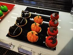-Salon de The de Joel Robuchon(外滩18号店)