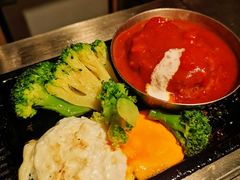 番茄红烩味汉堡肉-肉肉大米(金虹桥店)