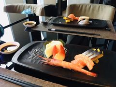 -唐拉雅秀酒店-西锦汇空中BBQ·思创餐厅