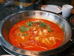 -憨孃孃·重庆老火锅(红山黑金店)