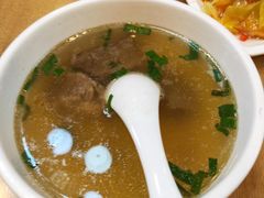 清汤牛肉。-台北楚楚园馅饼粥(虹桥南丰城店)