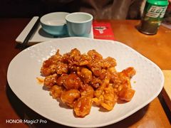 -魏铭鱼头捞饭(晋阳路店)