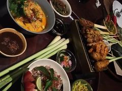 -DiAtas by Art Cafe Bumbu Bali
