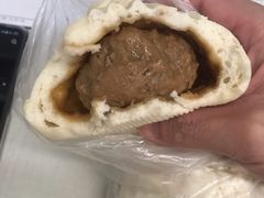 大肉包-白玉兰传统小吃