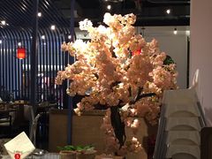 -尚尚仙·酸汤猪手·猪肚鸡火锅(华联万柳购物中心店)