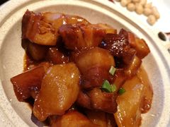 红烧肉焖萝卜-百富源·海鲜辽菜(浑河堡店)