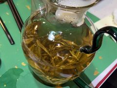 -荷风细雨·中国茶宴(碧云店)