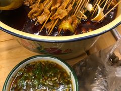 -拈签一笑黄牛肉辣卤串串