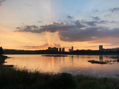 -酤居湖景音乐餐吧(安宁店)