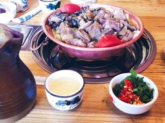 -阿婆情腊排骨火锅(金虹路店)