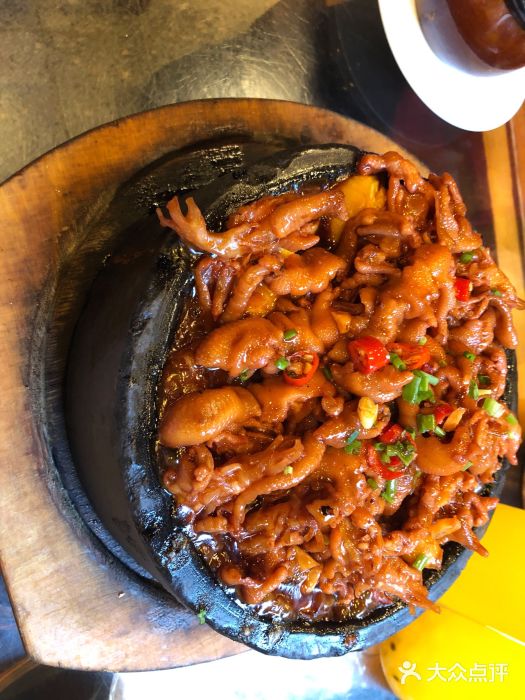 西江美食舫·江西菜(健德桥店)石磨脱骨凤爪图片