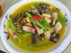 -七的湖·晚芳亭·阳澄湖农家菜·大闸蟹(莲花岛店)
