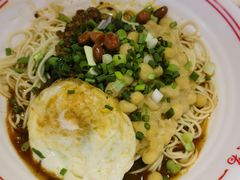 -犟一碗双椒鸡面(得意世界店)