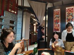 -川流不息·地道川菜·小龙虾(新松江路店)