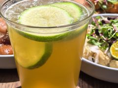 香柠椰子茶-SHAN山(前滩太古里店)