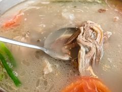 -老石黑山羊毛驴肉火锅(金凯广场店)
