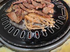 -胡悦里韩式烤肉(芝罘万达广场店)