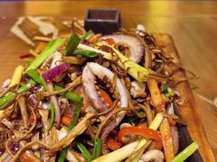 -雀舞云南菜(天津天河城购物中心店)