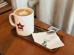 拿铁咖啡-雕刻时光咖啡馆(交大店)