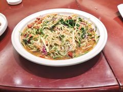 -吴记酱骨炖菜馆(康安路店)
