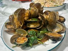 -嗨辣小聚·盘锦河蟹·海鲜烧烤龙虾(盘锦十年好店)