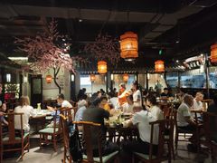 大堂-卢大鲜鱼头捞饭(美利广场店)