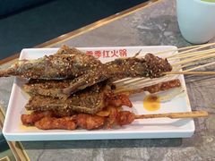 -季季红火锅(青山湖万达店)