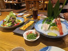 -樱町三味日本料理(城乡世纪广场店)
