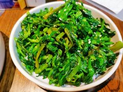 -龙巢盱眙龙虾·牛蛙·烧烤宵夜(八卦岭店)